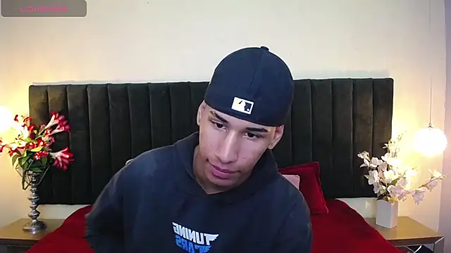 soft attraction online show from 02.18.26