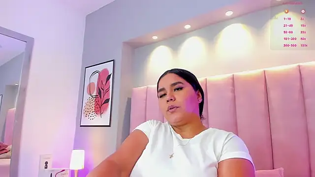 KeilyRoss online show from 10.04.25