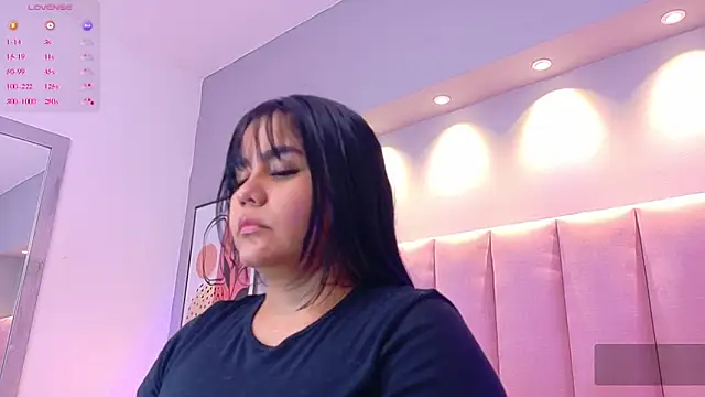 KeilyRoss online show from 12.17.25