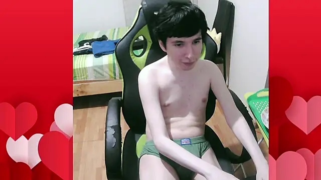 Twink martinboy online show from 03.07.25