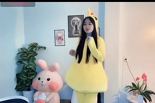  Aimy  online show from 11.12.25