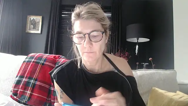 godinflower online show from 10.10.25