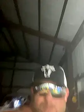 Snapshot of rocket8669 chatting on 10.16.25 rocket8669 online show from 10.16.25