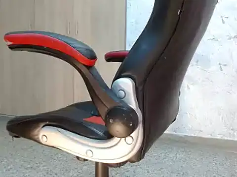 Snapshot of PaulinaRubio_ chatting on 03.20.25 PaulinaRubio online show from 03.20.25