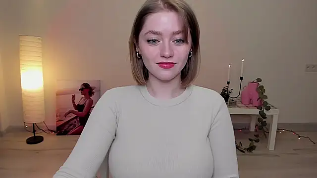 Snapshot of AidaPerry chatting on 01.13.25 AidaPerry online show from 01.13.25