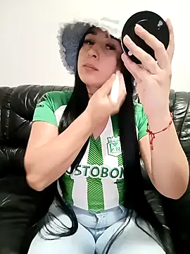 Juanamd1 online show from 12.18.24