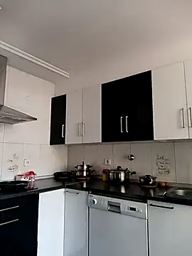 Juanamd1 online show from 02.19.25