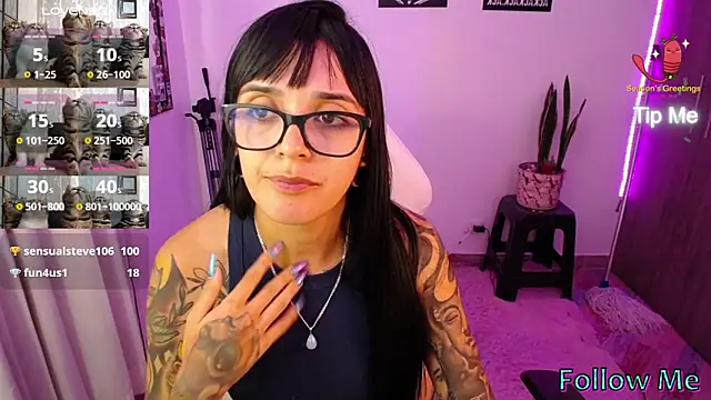 Snapshot of hibridaaa20 chatting on 12.22.24 hibridaaa20 online show from 12.22.24