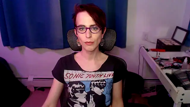 Snapshot of RyffBurnz chatting on 03.05.25 RyffBurnz online show from 03.05.25