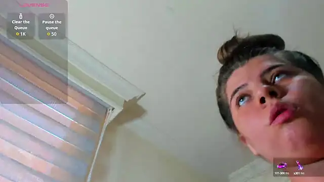 Snapshot of ValeryJohanson_ chatting on 09.13.25 ValeryJohanson online show from 09.13.25