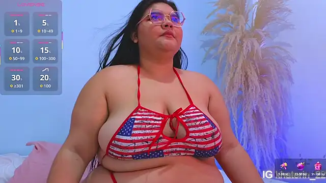 Snapshot of april_lopez6 chatting on 11.30.25 april lopez6 online show from 11.30.25