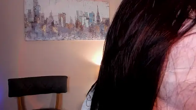 Snapshot of dakotaa__ chatting on 02.25.25 dakotaa online show from 02.25.25