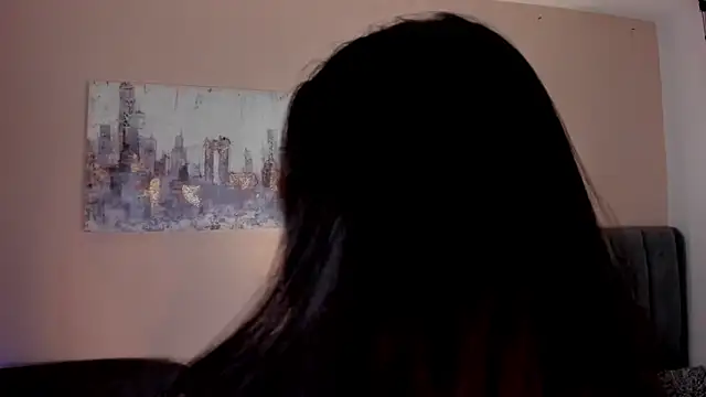 Snapshot of dakotaa__ chatting on 03.18.25 dakotaa online show from 03.18.25