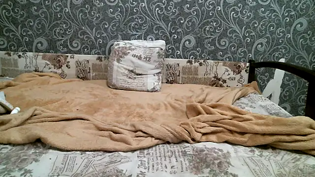 DennisXCaroll online show from 02.19.25