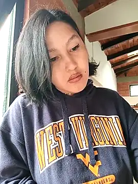 SamaraJay1 online show from 11.14.25