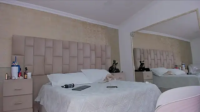 EmmaTorres  online show from 01.22.25