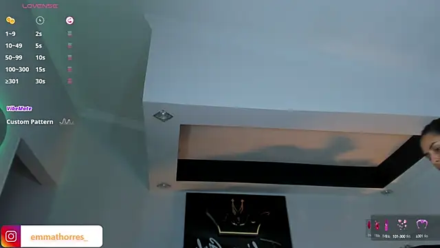 EmmaTorres  online show from 02.20.25