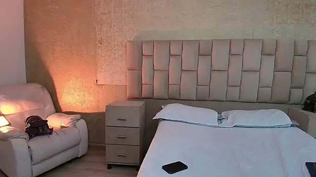 EmmaTorres  online show from 03.21.25