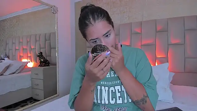 EmmaTorres  online show from 10.08.25