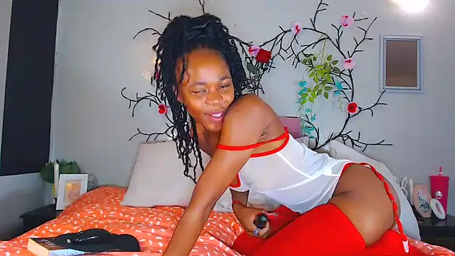 Snapshot of FRUITOFEDEN01 chatting on 03.04.25 FRUITOFEDEN01 online show from 03.04.25