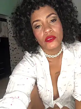 AdelaHaneix online show from 12.22.24