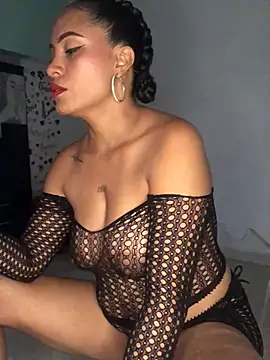 AdelaHaneix online show from 01.31.25