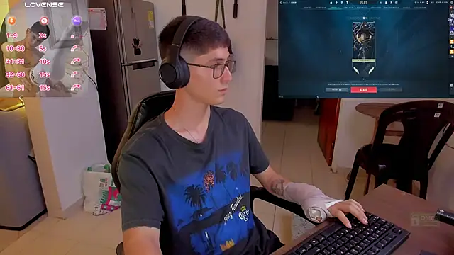 Snapshot of Jaack_str chatting on 02.24.25 Jaack str online show from 02.24.25