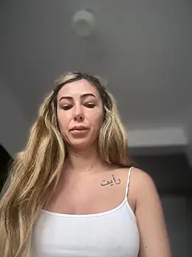 Snapshot of RaquelleDevon chatting on 02.11.26 RaquelleDevon online show from 02.11.26