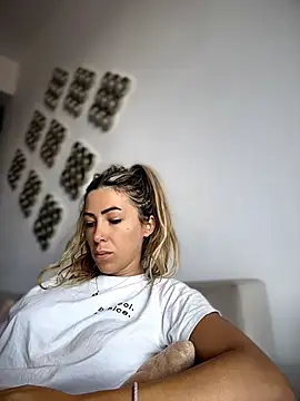 RaquelleDevon online show from 07.08.26