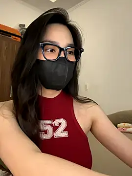 Snapshot of Lilisa_miu chatting on 10.18.25 Lilisa miu online show from 10.18.25