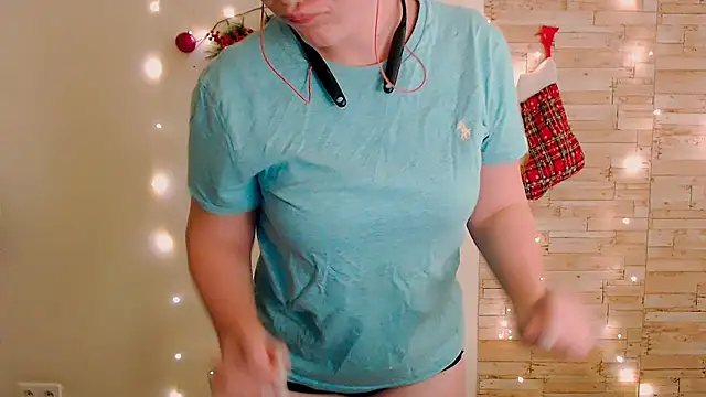 Snapshot of Sun_Alexia chatting on 12.09.24 Sun Alexia online show from 12.09.24