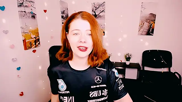 Snapshot of Sun_Alexia chatting on 11.22.25 Sun Alexia online show from 11.22.25