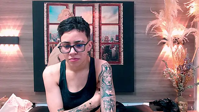 Cutie Shy  online show from 12.01.25