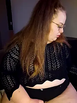 Snapshot of _Julie_x chatting on 02.22.25 Julie x online show from 02.22.25