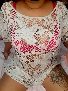 Wild wifey online show from 10.13.25