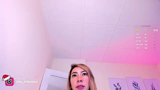 miss sofiaa online show from 12.20.24