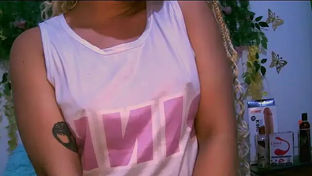 Crysrus online show from 11.15.25