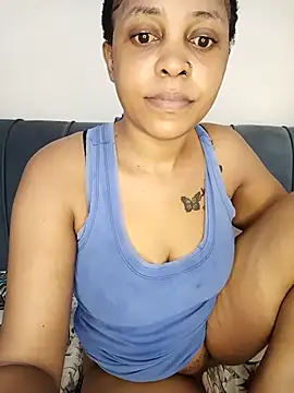 Snapshot of Sexy_Shanty chatting on 03.19.25 Sexy Shanty online show from 03.19.25