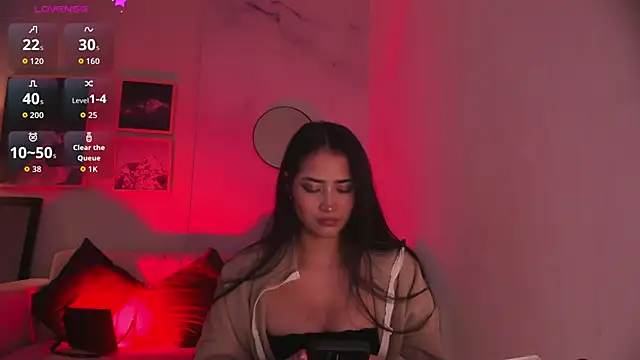 Snapshot of lara_madisson chatting on 01.19.26 lara madisson online show from 01.19.26