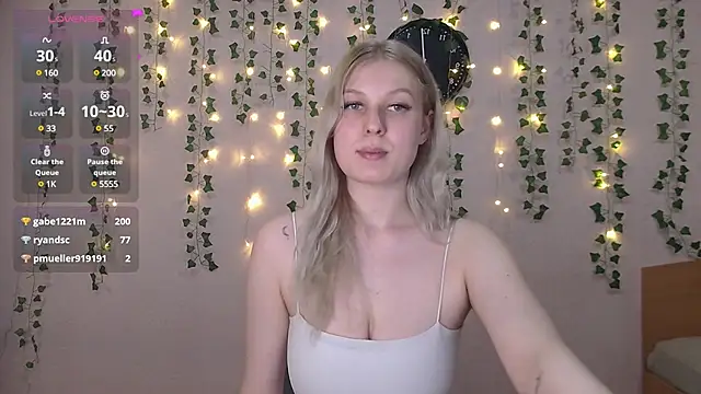 EmiliaDuchess online show from 03.06.25