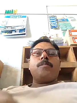 Snapshot of Srmotrs chatting on 03.16.26 Srmotrs online show from 03.16.26