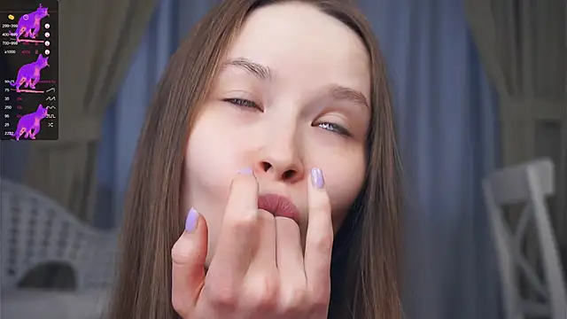 Snapshot of OnaZiroge chatting on 02.18.25 OnaZiroge online show from 02.18.25