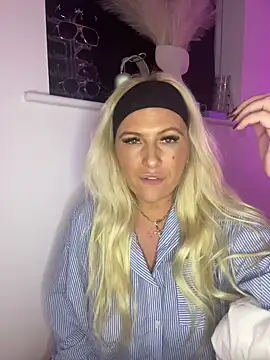 Arabellalee23 online show from 01.07.25