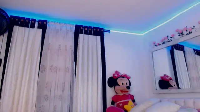 Snapshot of touchm_cockhard chatting on 01.14.25 touchm cockhard online show from 01.14.25