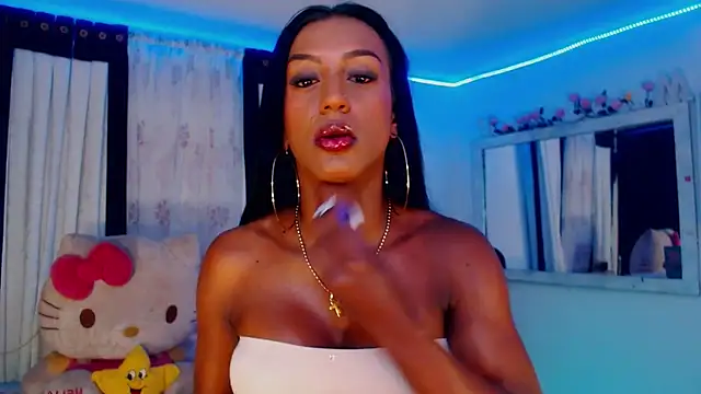 Snapshot of touchm_cockhard chatting on 02.26.25 touchm cockhard online show from 02.26.25