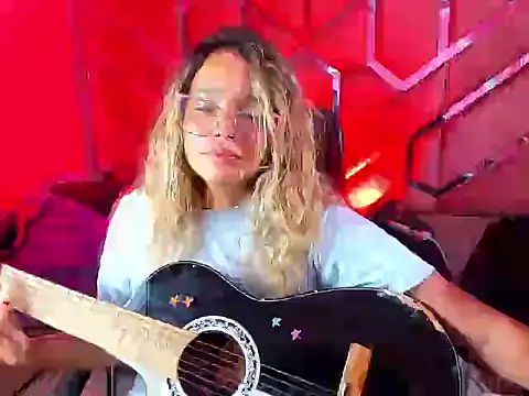 Snapshot of Olivia_Fox69 chatting on 02.27.25 Olivia Fox69 online show from 02.27.25