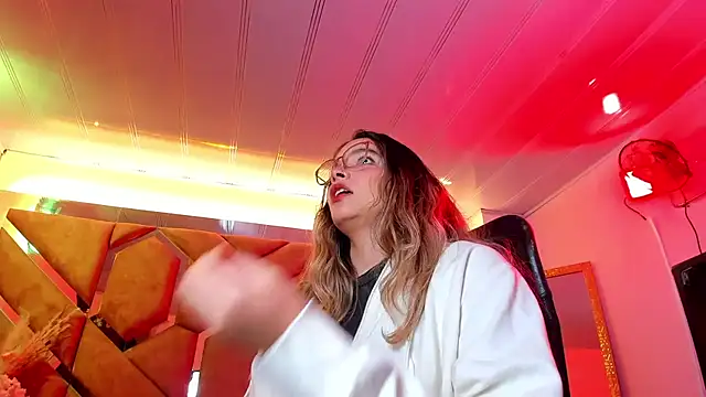 Olivia Fox69 online show from 07.18.26