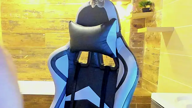 Snapshot of Amir_Abdull chatting on 09.19.25 Amir Abdull online show from 09.19.25