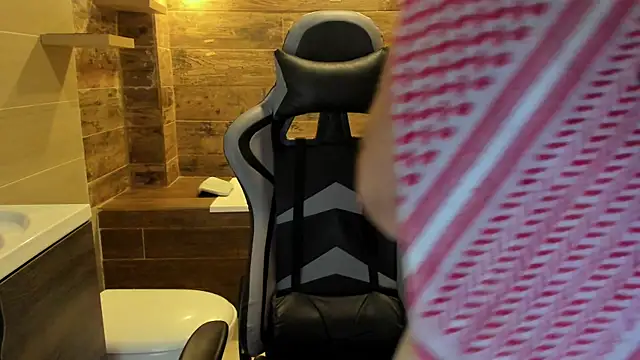 Snapshot of Amir_Abdull chatting on 10.09.25 Amir Abdull online show from 10.09.25