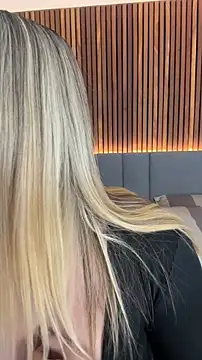 EmiilyAdams  online show from 04.08.26